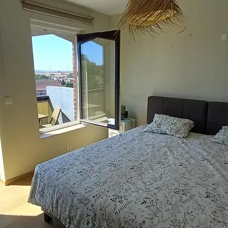 Casa de hóspedes Au De 3*